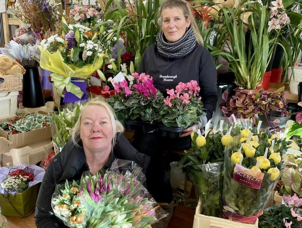 Bromborough Flowers - Voted Wirrals Best Independent Business 2023