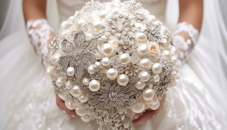 9 Trusted Brooch Bouquets for Glamorous Brides
